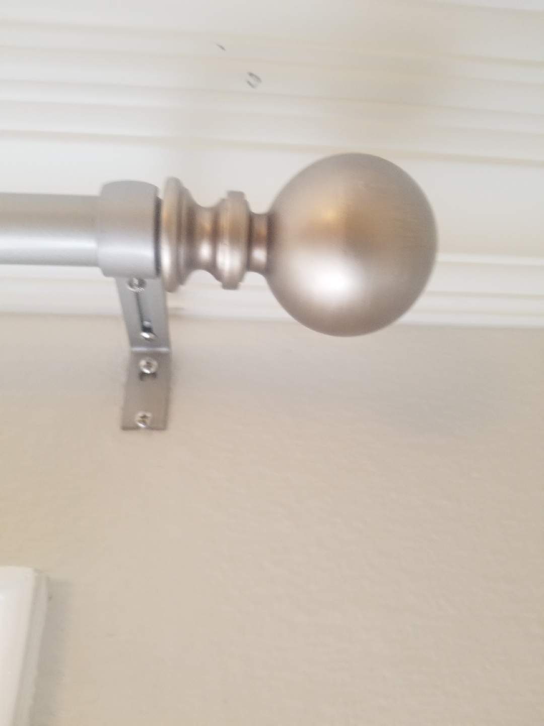 Ball finial and rod